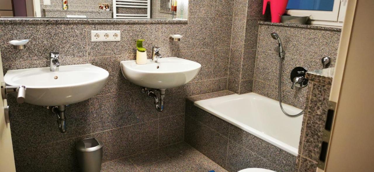 Tolle, Gemutliche, Voll Moblierte 3 Zimmer Wohnung. Baden-Baden Zewnętrze zdjęcie